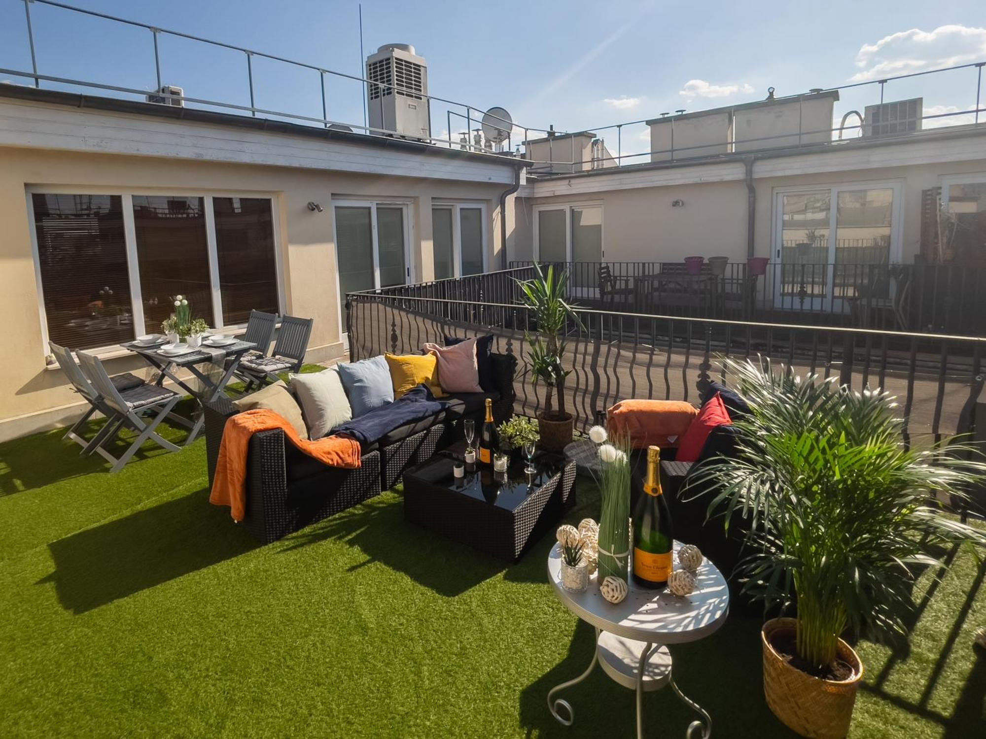 Luxurious Penthouse In The Heart Of Budapeszt Zewnętrze zdjęcie