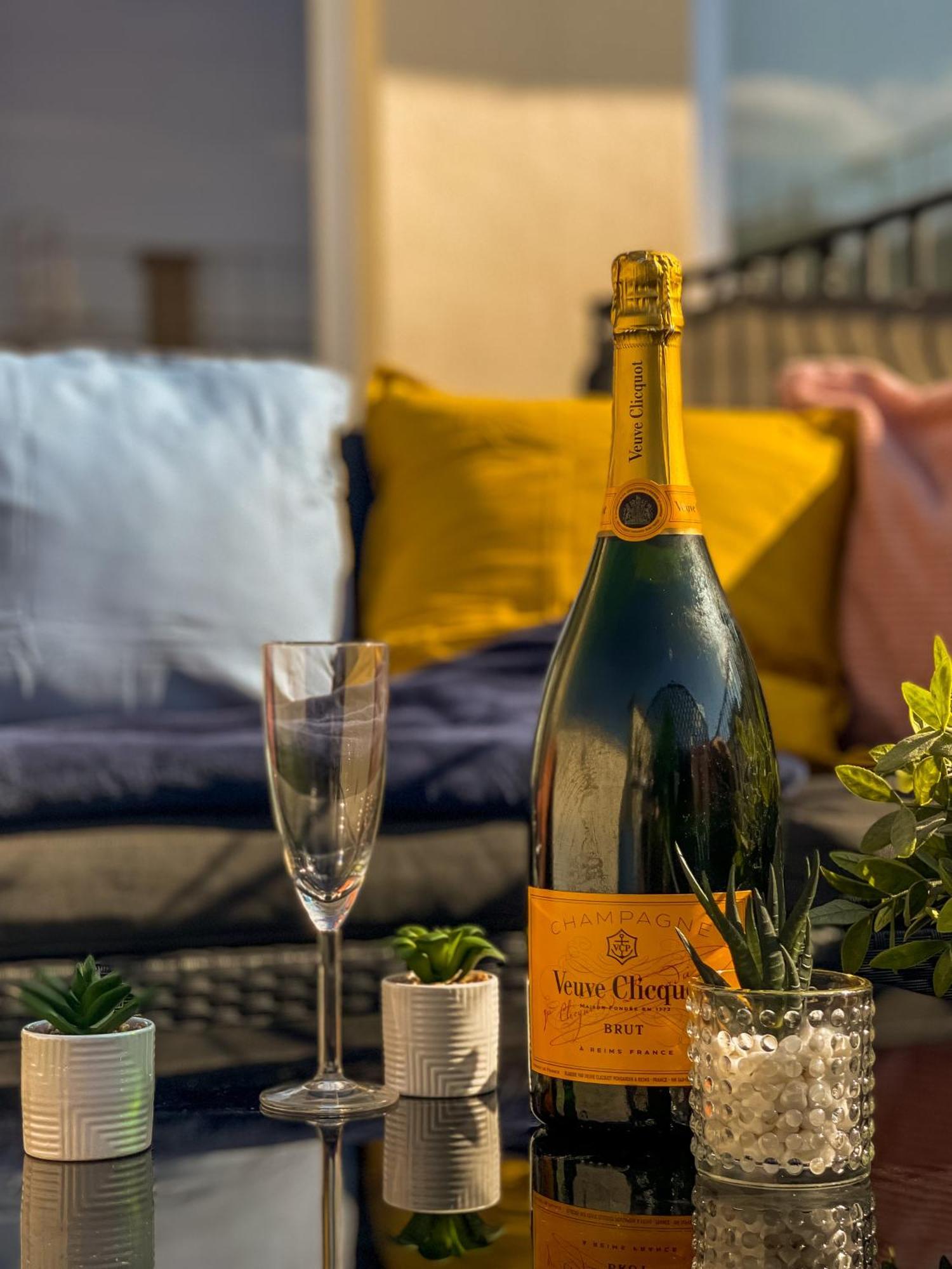 Luxurious Penthouse In The Heart Of Budapeszt Zewnętrze zdjęcie